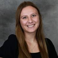 Lori Grindle's Instagram, Twitter & Facebook