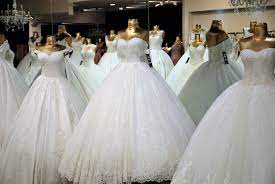 Suchen sie sich ein kurzes hochzeitskleid, ein standesamtkleid oder andere traumhafte brautkleider aus! Duisburg Marxloh Brautkleider 1 Gedankenwirrwarr Ruhrpott
