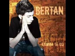 Sot në wake up ishte këngëtari i sukseshëm bertan asllani përmes një lidhjeje në skype nga stambolli ku ai jeton. Bertan Asllani Behu Youtube
