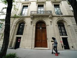 The former owner of this house did unmeasurable damage to the lives of countless children and was able to corrupt the legal system to. How Jeffrey Epstein Acquired A 77 Million Nyc Townhouse For 0