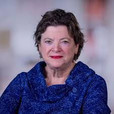 Carrie Danielson's Instagram, Twitter & Facebook