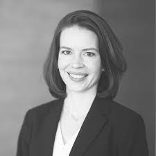 Kami Cain's Instagram, Twitter & Facebook