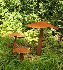 De Gartendekoshop24 Rural Homify Estatuas De Jardin Esculturas De Metal Para Jardin Arte De Jardin De Metal