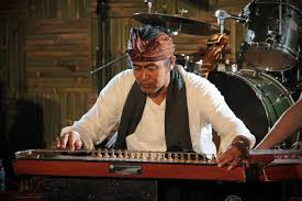 Banyak yang menggelar adanya konser tunggal menggunakan kecapi ini. Mempelajari Alat Musik Kecapi Yang Terkenal Unik