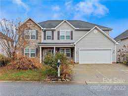 159 Roanoke Road, Fletcher, NC 28732