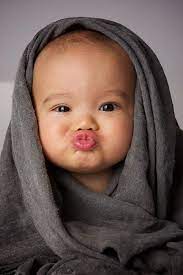 If you know the name of the person in the picture, please include it in the title, unless they prefer to have their name kept private. Kisses For The New Year Just Too Precious Children Beautiful Children Cute Babies