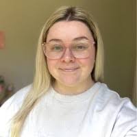 Victor Hare's Instagram, Twitter & Facebook