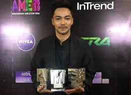 37 167 просмотров 37 тыс. Senarai Penuh Pemenang Anugerah Meletop Era 2019 Tahniah Khai Bahar Sekali Lagi Soya Lemon