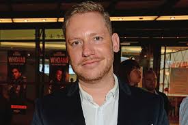 Die Weltpremiere der Marco-Kreuzpaintner-Komödie "Coming In" lockt Paula ...