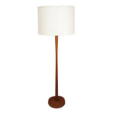 Laurel Teak Floor Lamp 1stdibs Com Floor Lamp Teak Flooring Vintage Floor Lamp
