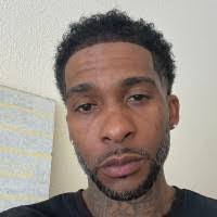 Floyd Wallace's Instagram, Twitter & Facebook