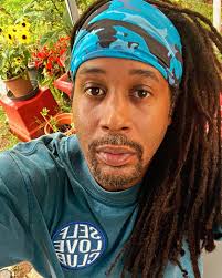 Derrick Snowden (@dvalued1) • Instagram photos and videos