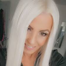 Clare Clements (@clare.clements)