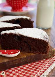 Ricette di cucina facili e veloci per chi ha poco tempo ma vuole mangiare con gusto. Torta Al Latte Caldo E Cioccolato Soffice Impasto Anche Bimby