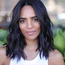 Tra i tagli di capelli medi primavera 2022 perfetti per affrontare il caldo, spicca shob sbarazzino di framesi e il long bob con scalatura accentuata e frangetta leggermente arrotondata di jean louis david.luigi martini & international creative team celebrano la frangia pari nelle loro proposte rock giovanili e originali di … Tagli Capelli Medi 2018 Le Acconciature Piu Cool Dell Autunno Inverno