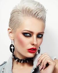 The top is left long and forward across the this style is a unique teen boys haircuts. 7 Hottest 80s Short Hairstyles For 2020 Hairstylecamp