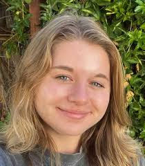 Brianna Dotson's Instagram, Twitter & Facebook