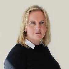 Lee Shacklock's Instagram, Twitter & Facebook