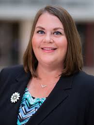 Alyson Chapman's Instagram, Twitter & Facebook