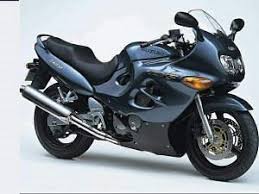 The 2005 suzuki katana 600f's top speed is listed at 138 mph—more than enough for any rider to catch a thrill, and potentially attract a few law enforcement officers in the process. Suzuki Gsx750f Katana 2004 05 Motorcyclespecifications Com