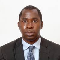 50+ perfiles de «Simon Small»