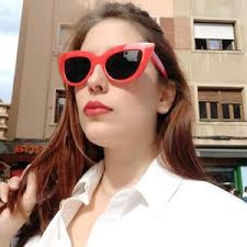 Iris Hernandez (@iriswiris88)