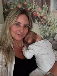 Hello! My name is Chaka, and I am a Newborn Care Specialist and Postpartum  Doula offering overnight support. I have extensive experience in sleep  shaping and caring for families with multiples. During