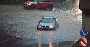 Bilder finden, die zum begriff unwetter passen. Update Unwetter Fegt Uber Die Region Viele Strassen Unter Wasser