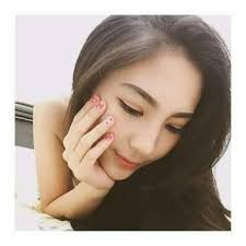 Yuk, intip pesona devienna si beuaty vlogger cantik yang mirip jessica mila. Devienna Putri Home Facebook