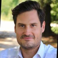 100+ perfiles de «Izsak»