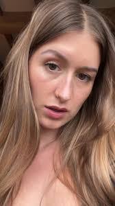 Amber Llamas's Instagram, Twitter & Facebook