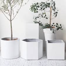 European Style Indoor Outdoor White Concrete Planter Garden Decoration Large Plant Pots Wholesale Buy Large Plant Pots Concrete Planter Large Planters Product On Alibaba Com Transform your living space, inside and out, with our wide range of versatile plant pots and planters.