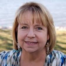 Lyra Hankins (@lyrahankins)