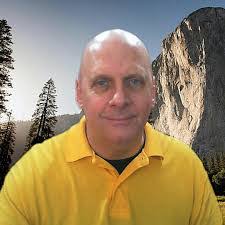 David Ewen's Instagram, Twitter & Facebook