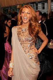 Hair Style File Blake Lively Gold Hair Hair Styles Rose Gold Hair