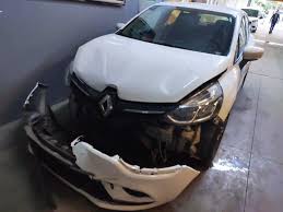 Ancak satılık arabalara bakıldığında gerçekler ikinci elin daha mantıklı olduğu yönünde işaret veriyor. Konya Hasarli Oto Home Facebook