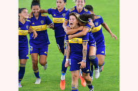 El club atlético boca juniors es una entidad deportiva argentina con sede en el barrio porteño de la boca.fue fundado en dicho barrio el 3 de abril de 1905. Boca Es El Primer Equipo Campeon De La Era Semiprofesional Del Futbol Femenino Tiempo Argentino