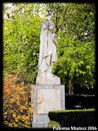 Estatua de la diosa Venus en los jardines de Cecilio Rodríguez en ...
