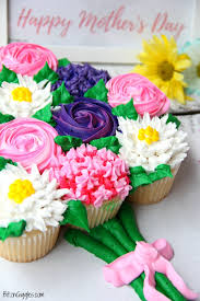 Our best cakes, just in time to save mother's day. Mother S Day Cupcake Cake Free Printable Bitz Giggles