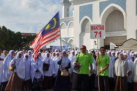 Kursus ini diadakan sebelum kursus haji perdana.2. Kursus Perdana Haji Negeri Pahang Tabung Haji