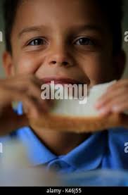 Embargoed to 0001 Wednesday September 6 Toby Stanton tucks into his packed  lunch for school. More