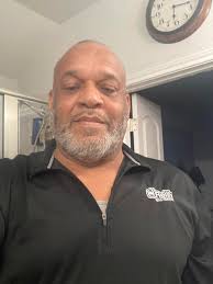 Hello, I'm Shawn and something to know about me is I like all old school  music I'm a Motown fan also musician and producer and I have a lot of old  school