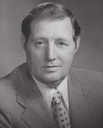 Edward Steadman's Instagram, Twitter & Facebook