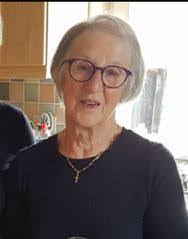 Noreen Collins's Instagram, Twitter & Facebook