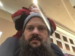 Alex Shpak's Instagram, Twitter & Facebook