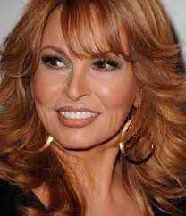 A Legdivatosabb Hajszinek 50 Ev Feletti Holgyeknek Bidista Com A Tipplista Raquel Welch 70 Year Old Women Raquel