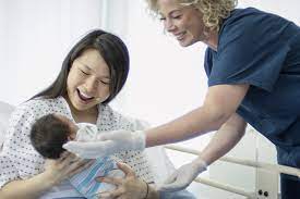 Lactation Consultants: What They Do And How They Can Help - Ovia Health
