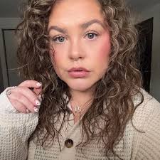 london recap because TOUR STARTS IN 3 DAYS!!!!  https://www.kelseaballerini.com/tour