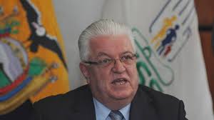 Fernando Cordero oficializa su renuncia a la Presidencia del Directorio del  IESS