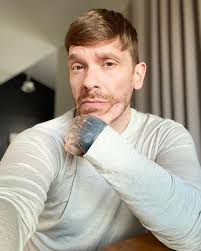 He is upset today he didn't even greet us 🤧😭